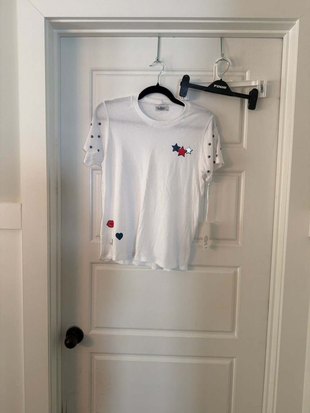 Lauren Moshi Studded Sleeve Graphic Tee Stars Lips Heart White Size S